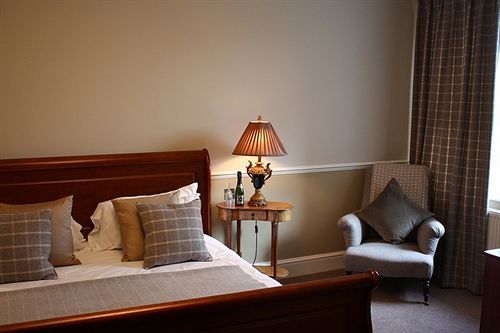 Bed & Breakfast Parklands 4*